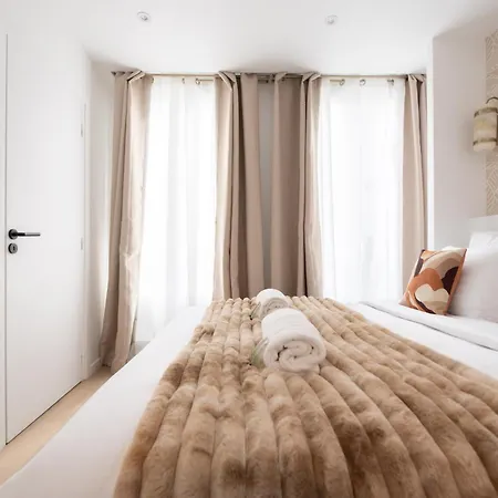 Brand New Flat In Xi Apartament Paryż
