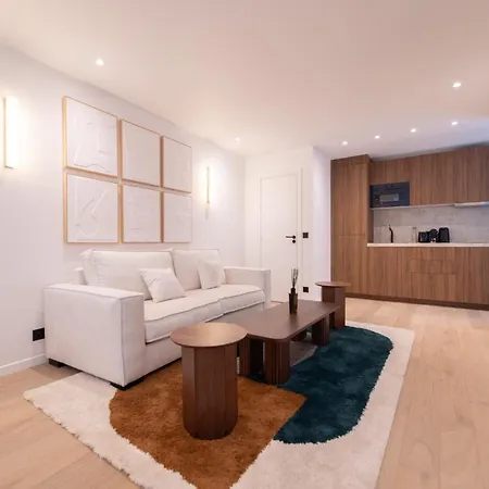 Apartament Brand New Flat In Xi *