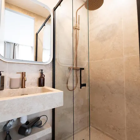 Brand New Flat In Xi Paris