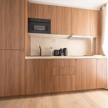 Brand New Flat In Xi Apartamento París